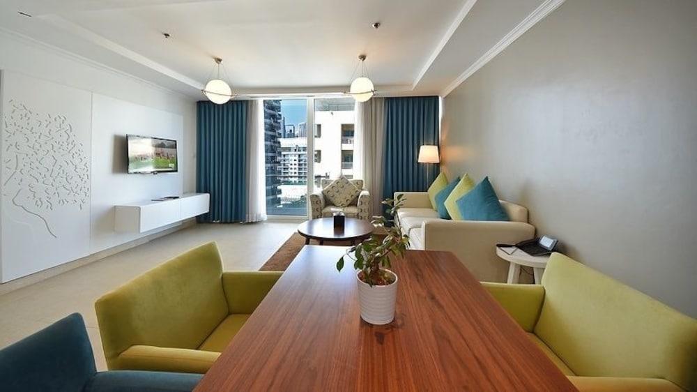 Jannah Place Dubai Marina Exterior photo